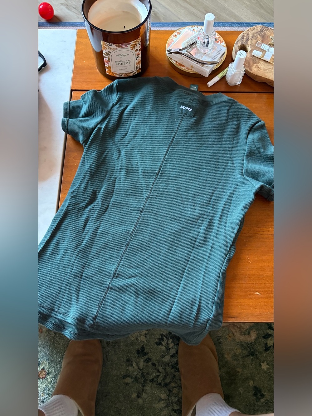 Skims Ribbed Tee - Picture 4 of 6